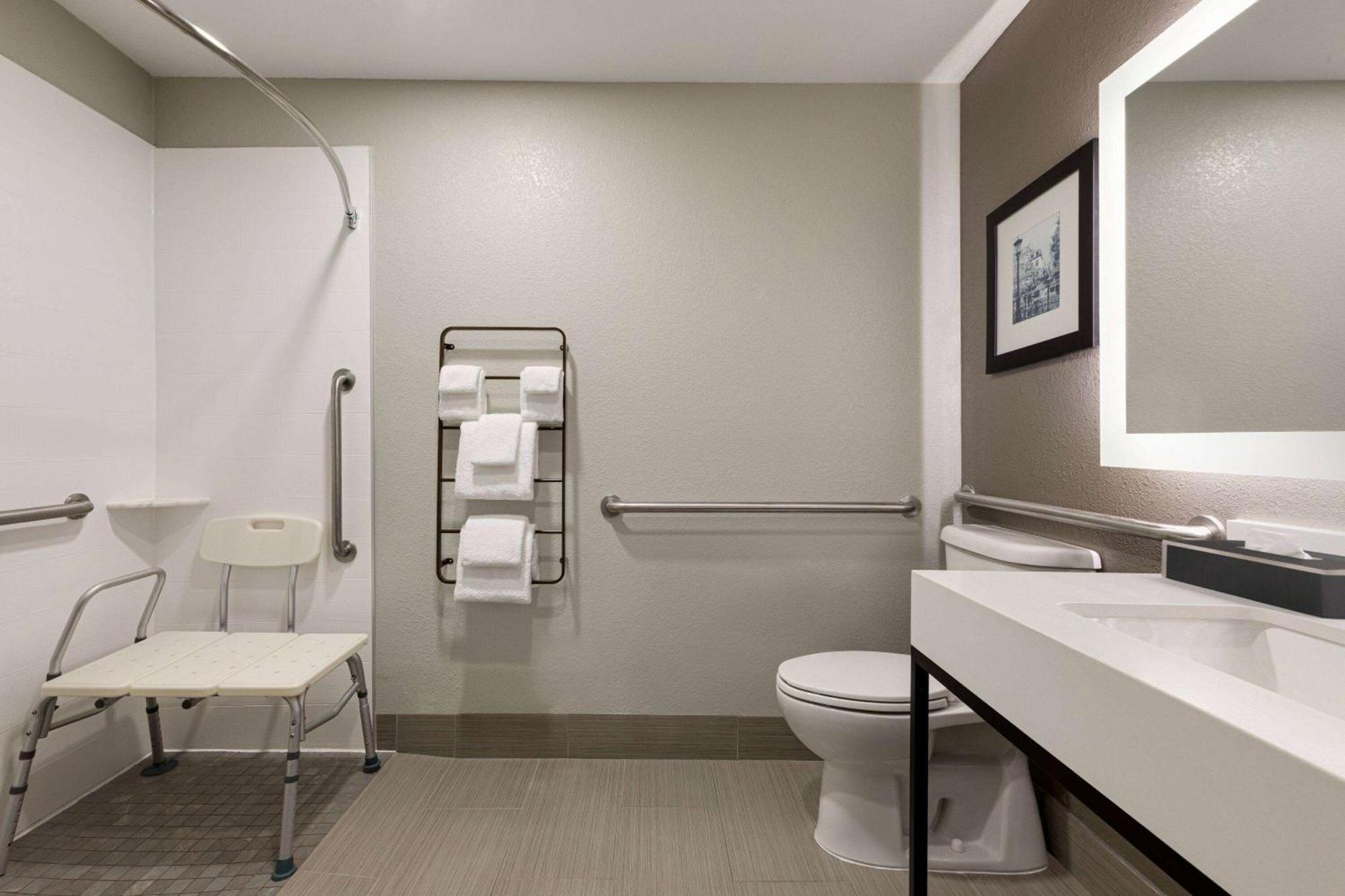 Hotel La Quinta By Wyndham Oxford - Anniston Esterno foto